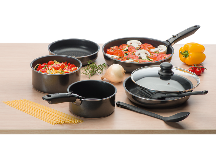 Batterie de cuisine à partir de €49 hTVA taxes, services et timbres