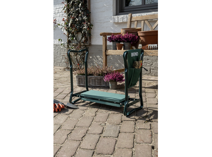 Tabouret de jardin dès €89 hTVA, taxes, services et timbres